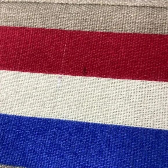 Jantaminiau Clutch  - Picture 4 of 8